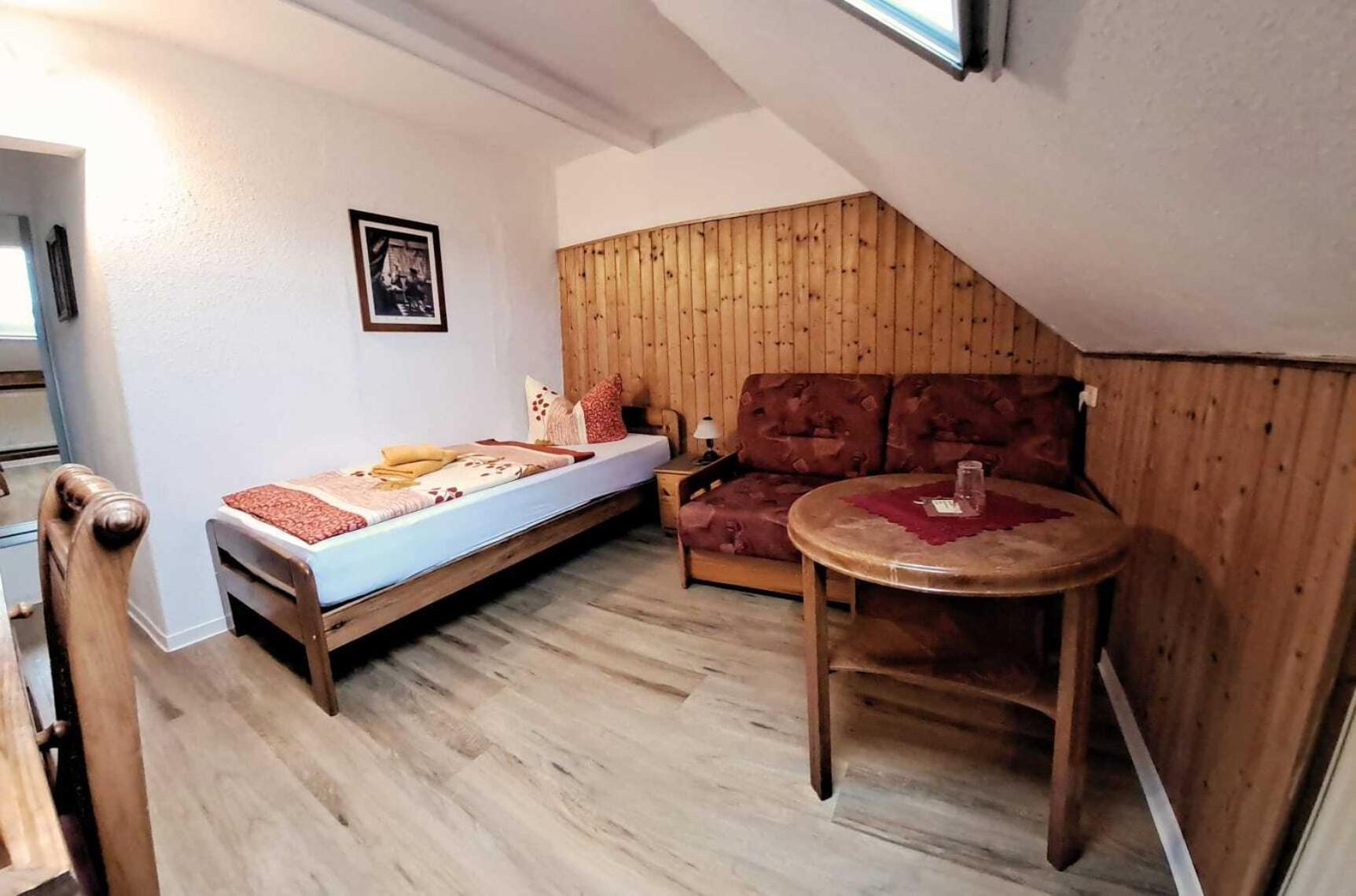 Pension & Gasthaus Nostalgie Altendorf  客房 照片